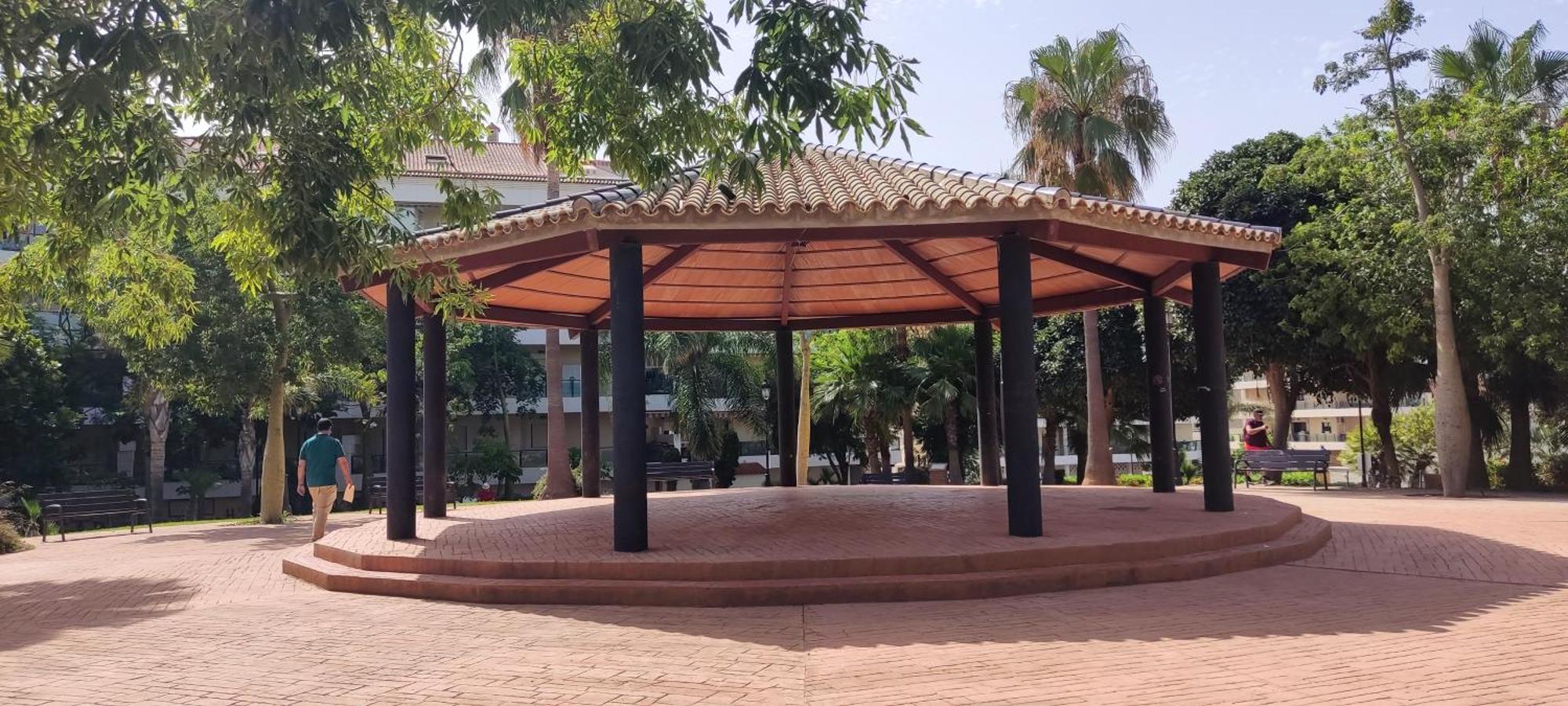 Atico - Centro De Sabinillas - Calle La Pasionaria - سان لويس ذي سابينيل المظهر الخارجي الصورة